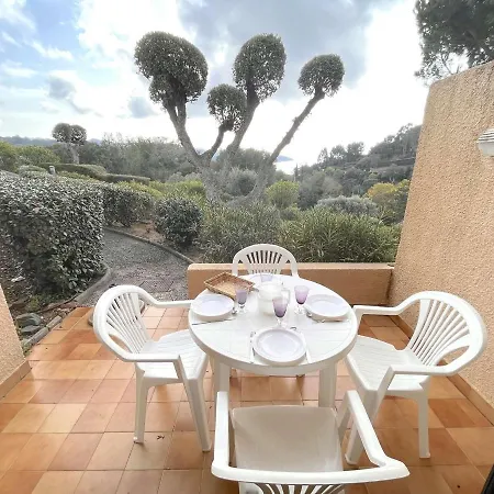 2p 4 Couchages Avec Piscine, Tennis Et Parking A - Fr-1-226b-174 Apartment